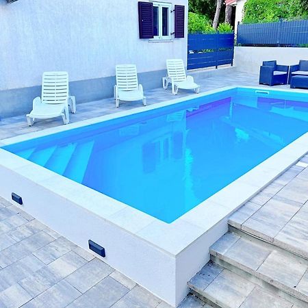 Adria Holiday Home Pinezici  Ngoại thất bức ảnh