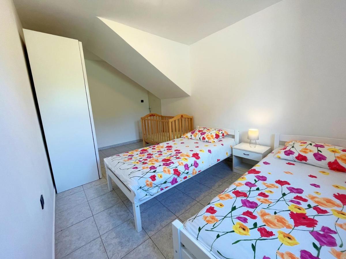 Adria Holiday Home Pinezici  Ngoại thất bức ảnh