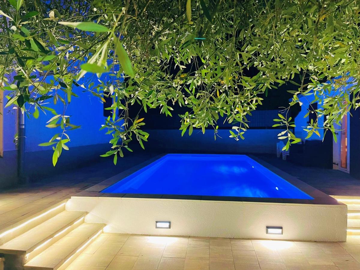 Adria Holiday Home Pinezici  Ngoại thất bức ảnh